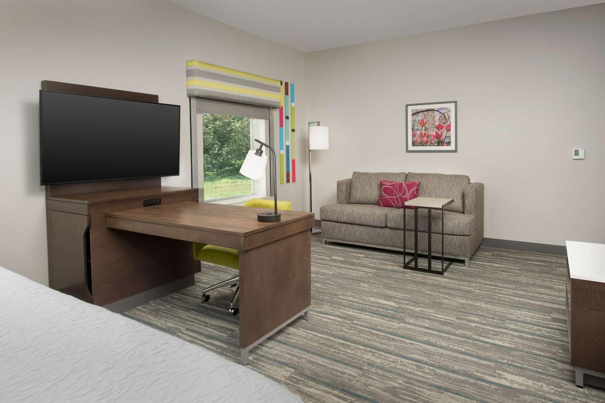 Hampton Inn & Suites Charlotte Airport Lake Pointe Экстерьер фото